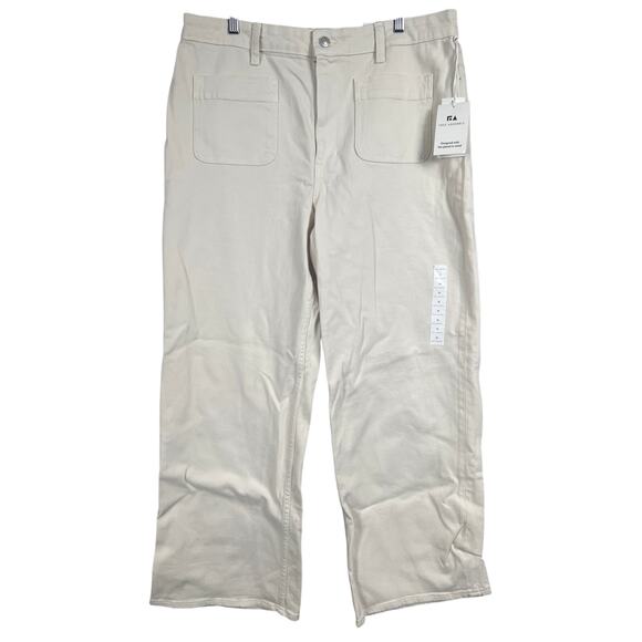 Free Assembly 16 Cotton NWT White Relax Cargo Pants - Picture 1 of 8